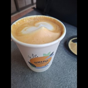cafe americano con leche