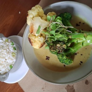 Broccoli y Coliflor en salsa de Curry y Coco