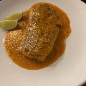 Filete de corvina a ajillo