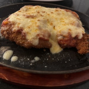 Milanesa de res a la parmesana