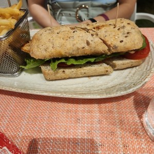 Pannini de Pollo al Pesto