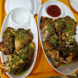 pollo con su salsa chimichurri 