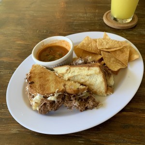 SANDWICH - Birria Melt