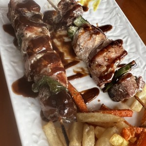 Brochetas mixtas