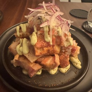 CHICHARRONES A LO MACHO