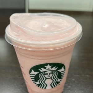 Frappe de fresas y yogourt