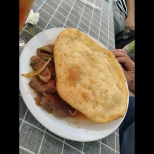 Bistec entero con hojaldre
