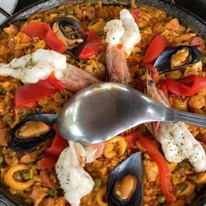 Paella Mixta