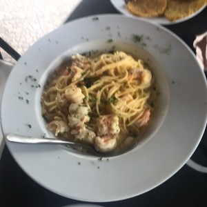 Pasta con camarones