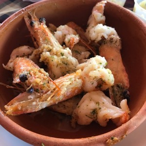 Langostinos al ajillo