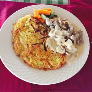 Geschnetzeltes de res con rosti