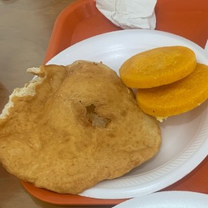 hojaldre con tortilla