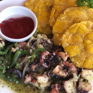 Pulpo al ajillo