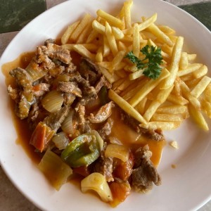 Bistec Picado con papas