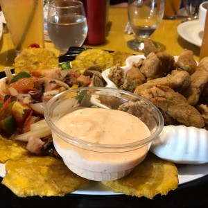 Picada de Mariscos