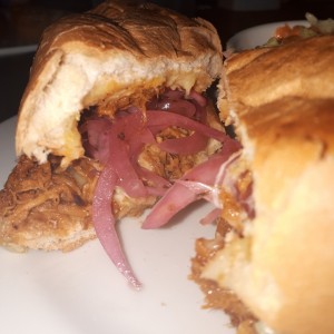 sandwich de cochinita pibil