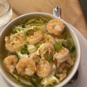 Sopa de camarones