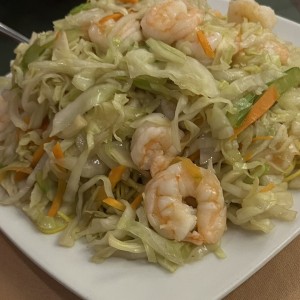 Chow mein de camaron 