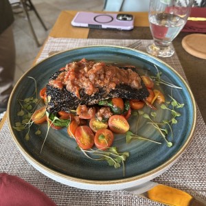 Platos Principales - Salmón Negro