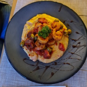 Polenta de Maiz con Camarones