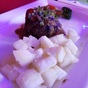 filet mignon con yuca