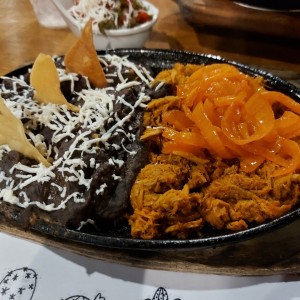 cochinita pibil