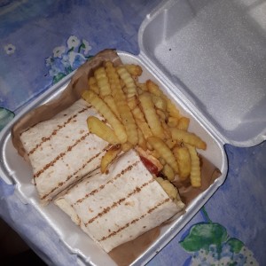 wrap de burguer y mac and chease con papitas