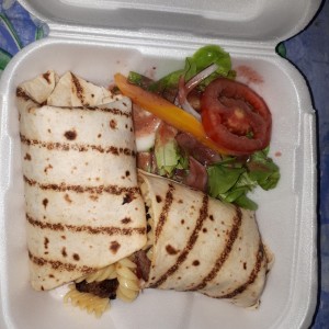 wrap de pollo con ensalada