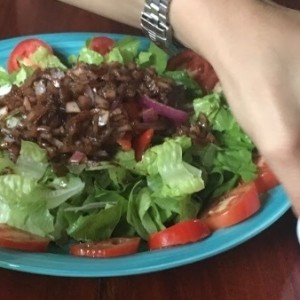 Ensalada de la Casa con Parmesano Fresco