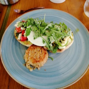 Tostada caprese 