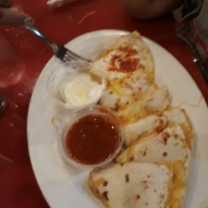 quesadillas de pollo