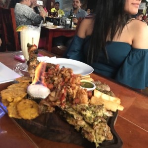 Parrillada Mar y Tierra