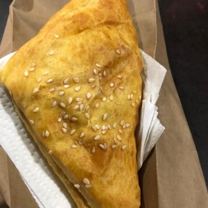 empanada de pollo