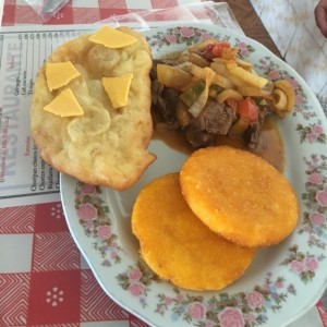 Bistec de Carne Encebollada