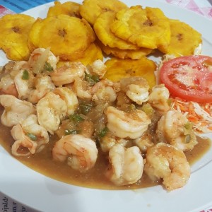 camarones al ajillo