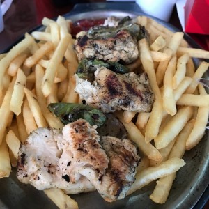 brocheta de pollo