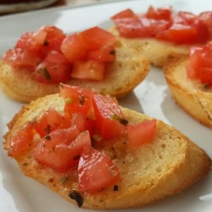 Bruschetta de tomate