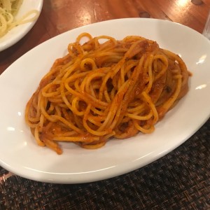 pasta en salsa roja