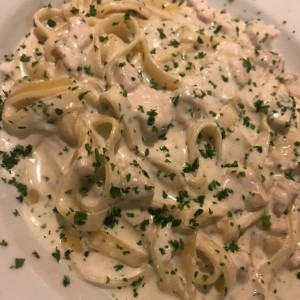 Fettuccine con Pollo