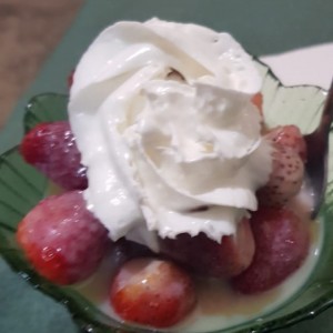 fresas con leche condensada