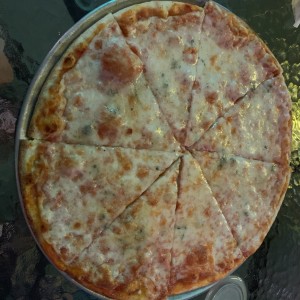 pizza de cuatro quesos