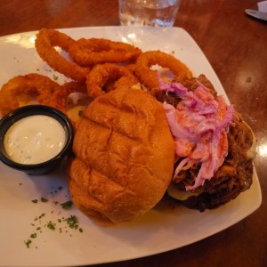 pulled pork burger