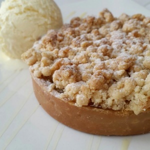 Apple tart