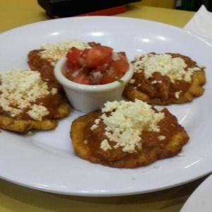 Tostones ckn Cochinilla