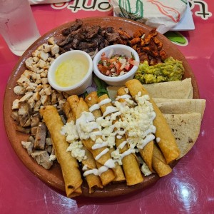 Platos - Bandeja Tacontento