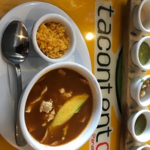 sopa de tortilla