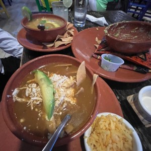 sopa de tortilla