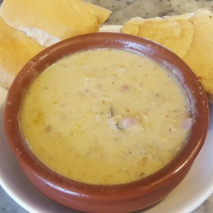 Crema de Almejas 