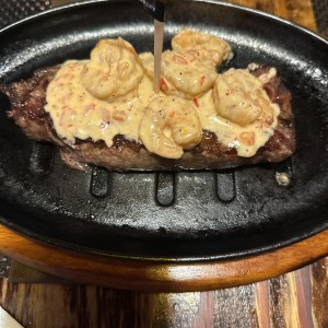 STEAK / SHRIMP SURF Y TURF