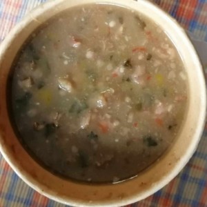 sopa de lentejas